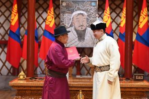 Ерөнхийлөгч “Монголын түүх судлалыг дэмжих тухай” зарлиг гаргалаа
