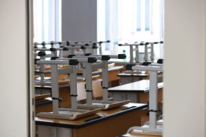 Маргаашаас хичээл эхлэх шийдвэр гараагүй