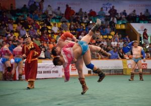 ТАНИЛЦ: Энэ сард болох бөхийн барилдааны хуваарь