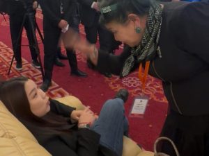 Төрийн ордонд танхайрсан этгээдийг шалгаж байна