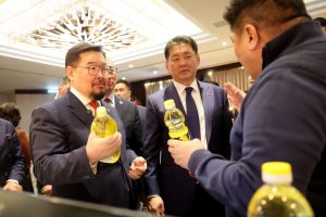 Г.Занданшатар: Өрх бүр хүнс үйлдвэрлэгч байх нь үндэсний аюулгүй байдлын баталгаа