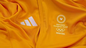 “ADIDAS” брэнд дүрвэгсдийн олимпын багийн албан ёсны хувцас нийлүүлэгч болжээ