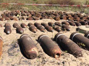 Хайгуулчид 12 нэр төрлийн 3073 сум, галт хэрэгсэл олжээ