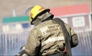 1000 боодол өвс шатаж байсныг ажиллаж унтраажээ